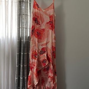 Billabong maxi dress with a slit